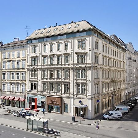 Living Hotel An Der Oper Vienna Luaran gambar