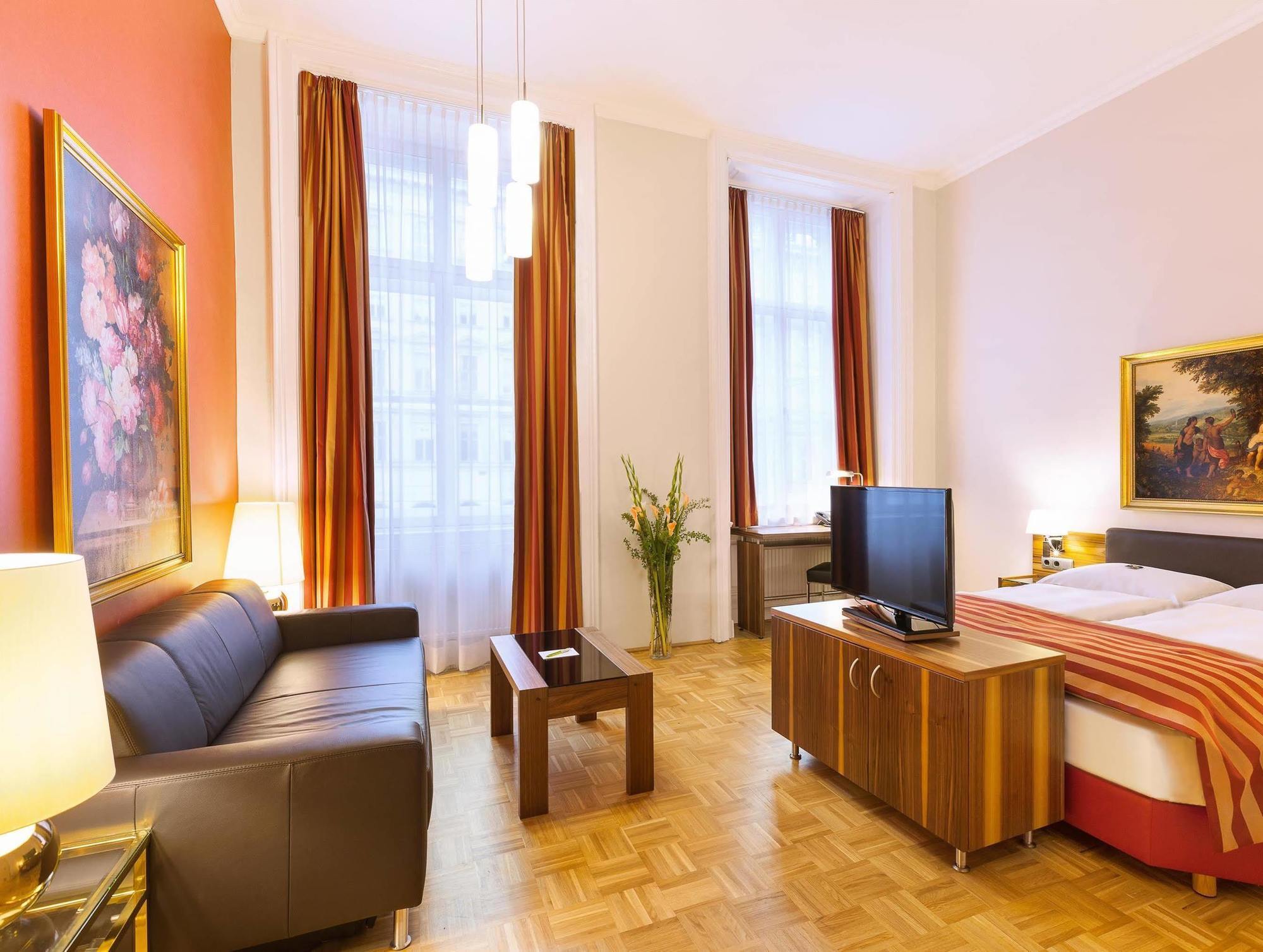 Living Hotel An Der Oper Vienna Luaran gambar
